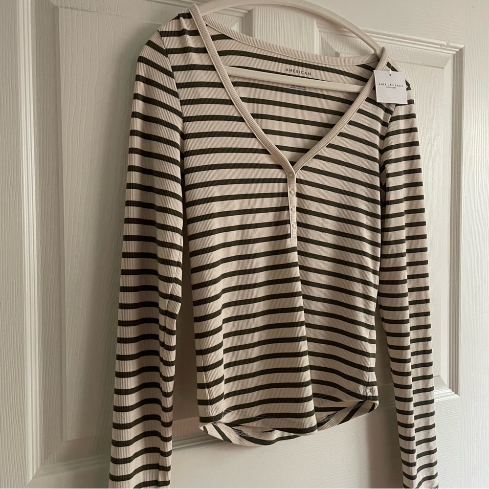 BNWT olive & cream stripe American Eagle long sleeve